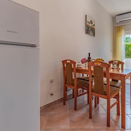 Appartement Rok 3 By Interhome